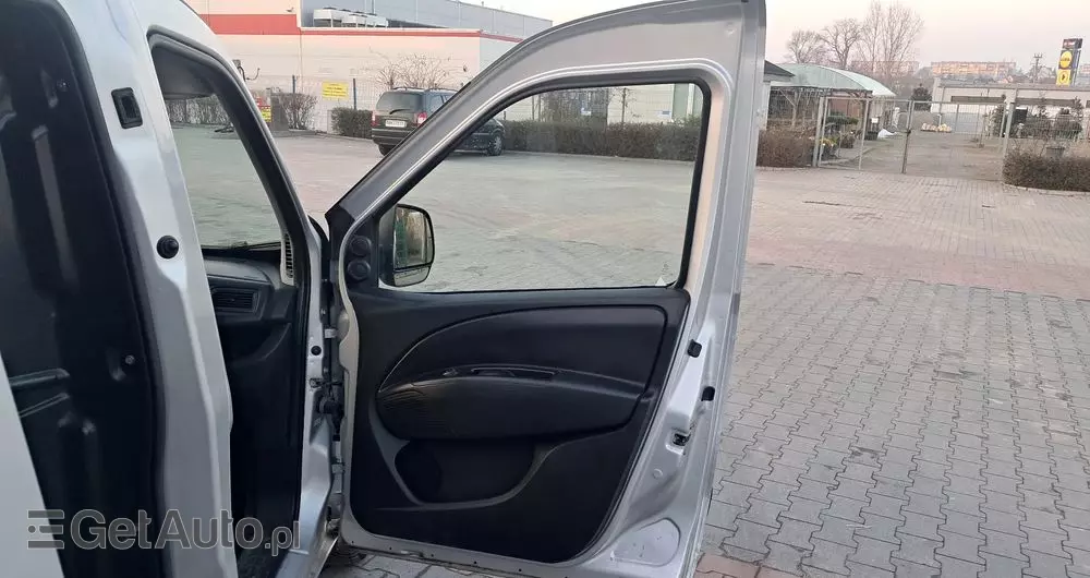 OPEL COMBO 