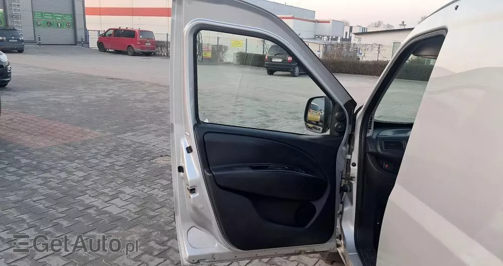 OPEL COMBO 