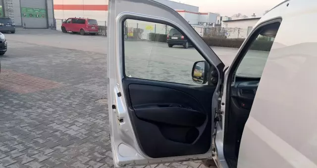 OPEL COMBO 