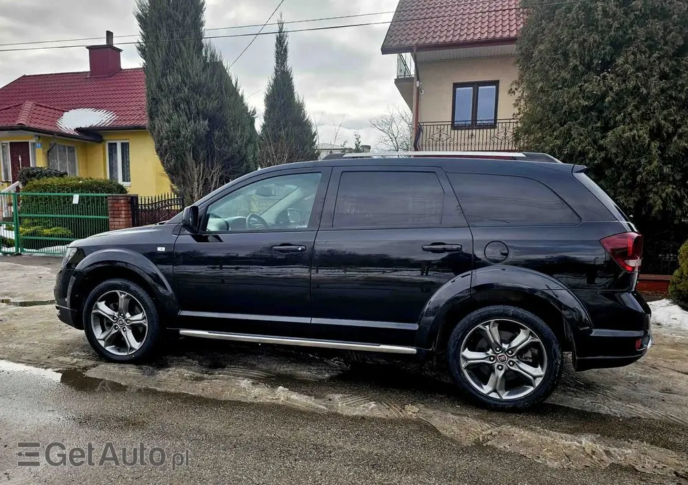 FIAT Freemont 2.0 Multijet 16V DPF Automatik Allrad Cross