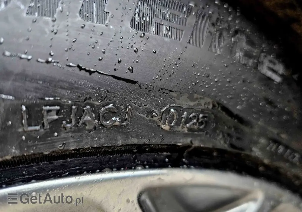 FIAT Freemont 2.0 Multijet 16V DPF Automatik Allrad Cross