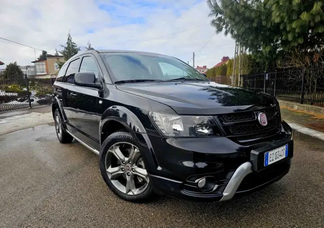 FIAT Freemont 2.0 Multijet 16V DPF Automatik Allrad Cross