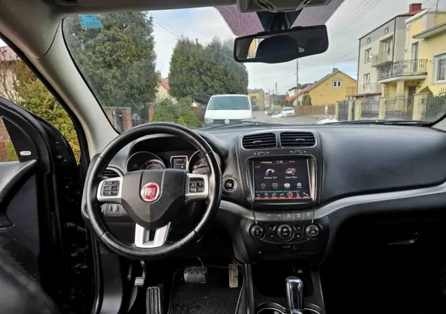 FIAT Freemont 2.0 Multijet 16V DPF Automatik Allrad Cross