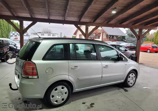 OPEL Zafira 1.8 Elegance