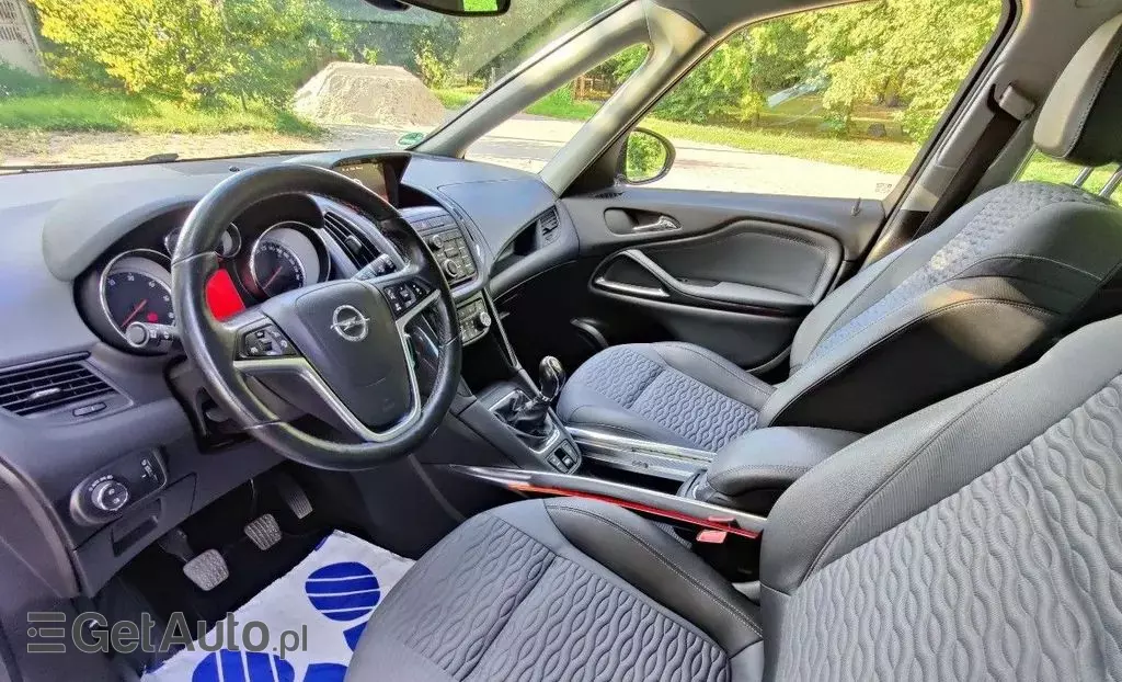 OPEL Zafira 