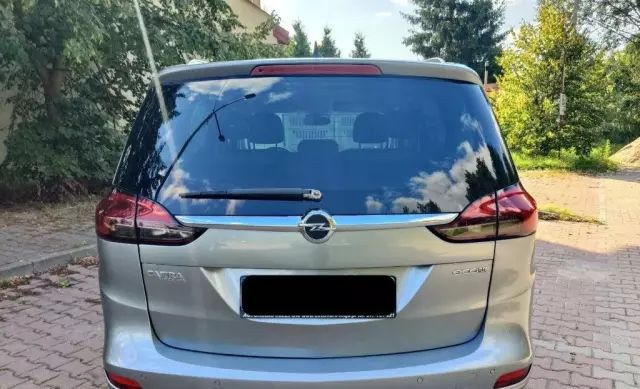 OPEL Zafira 