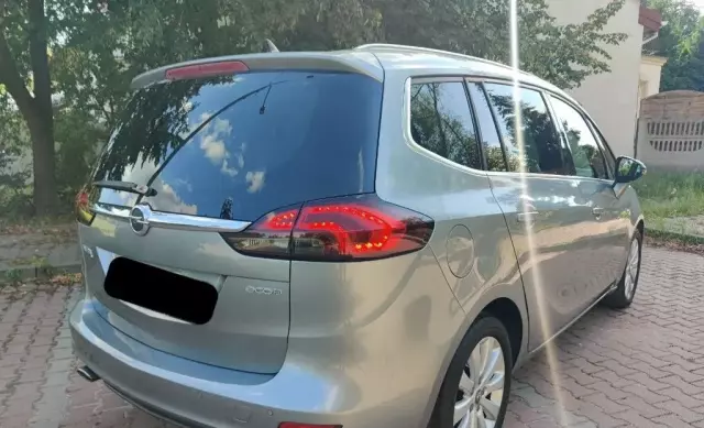 OPEL Zafira 