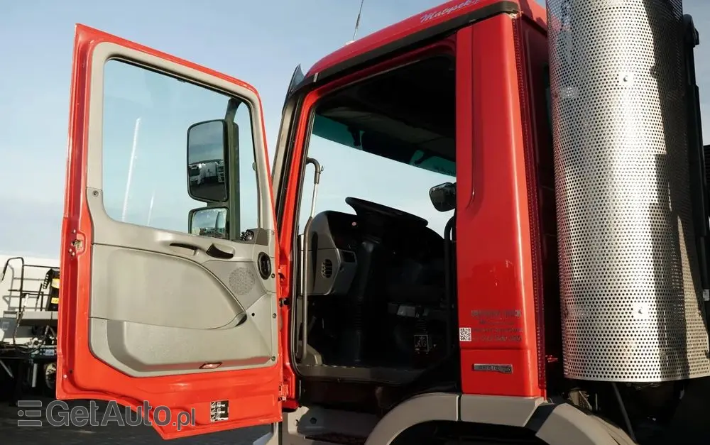 MERCEDES-BENZ ACTROS 4141 / 8X6 / WYWROTKA TYLNOZSYPOWA / MEILLER KIPPER 5.3M / MANUAL / 