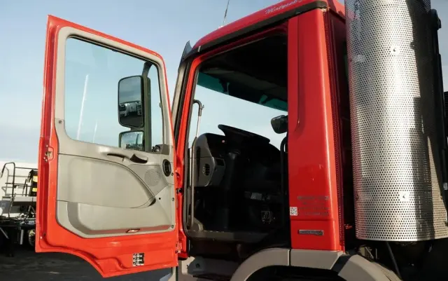 MERCEDES-BENZ ACTROS 4141 / 8X6 / WYWROTKA TYLNOZSYPOWA / MEILLER KIPPER 5.3M / MANUAL / 