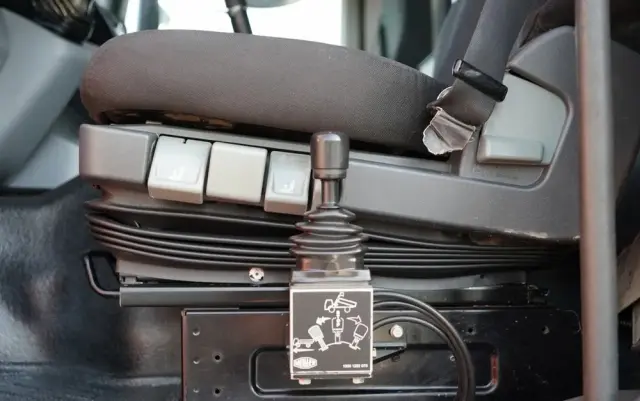 MERCEDES-BENZ ACTROS 4141 / 8X6 / WYWROTKA TYLNOZSYPOWA / MEILLER KIPPER 5.3M / MANUAL / 