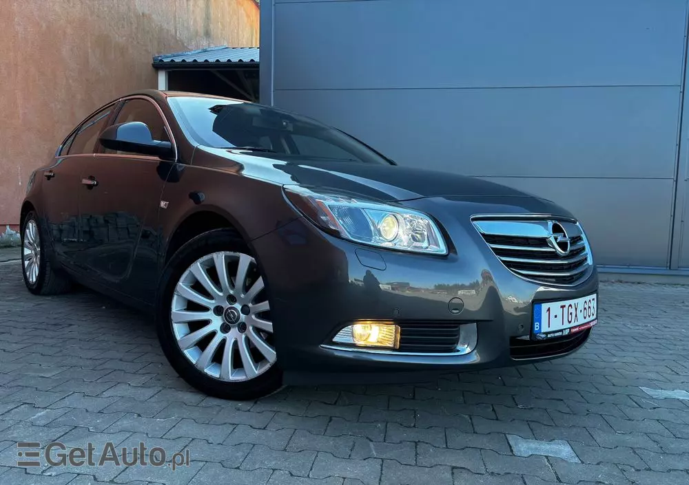 OPEL Insignia 1.8 Elegance