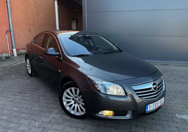 OPEL Insignia 1.8 Elegance