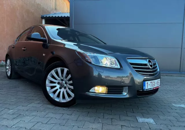 OPEL Insignia 1.8 Elegance
