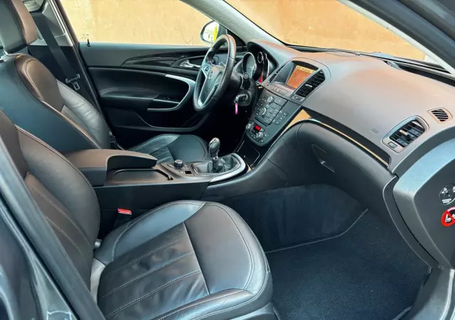 OPEL Insignia 1.8 Elegance