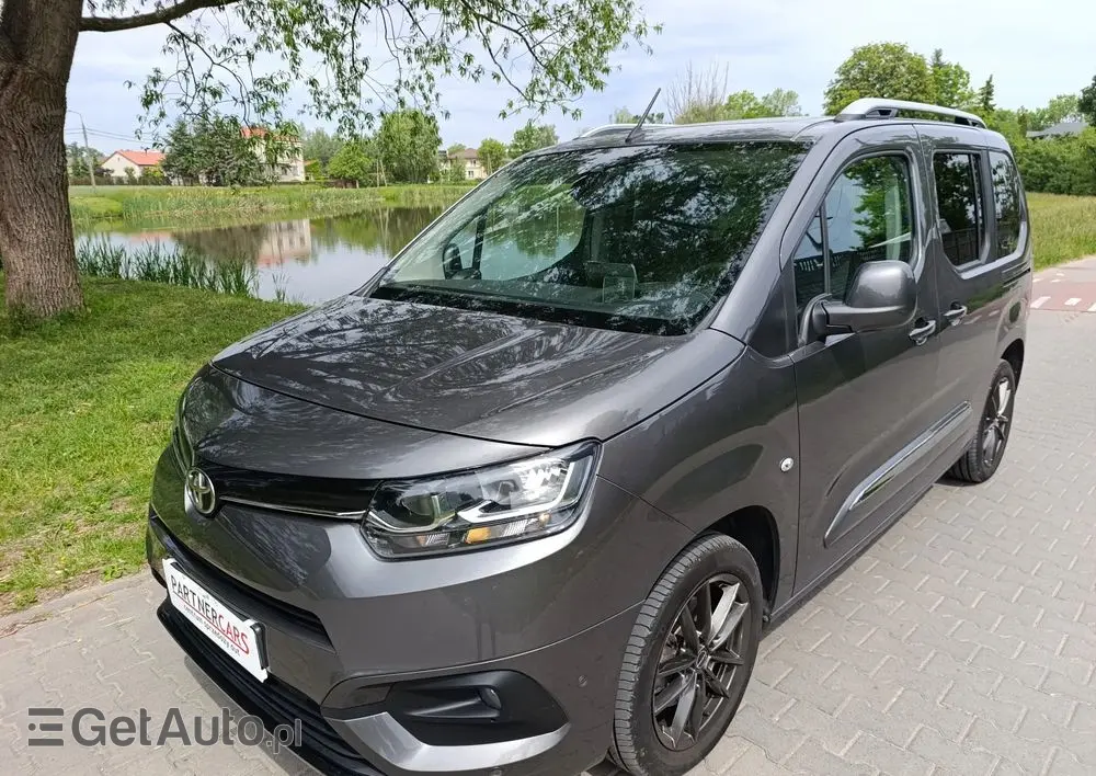 TOYOTA Proace City Verso 1.5 D-4D Business