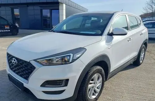 HYUNDAI Tucson 