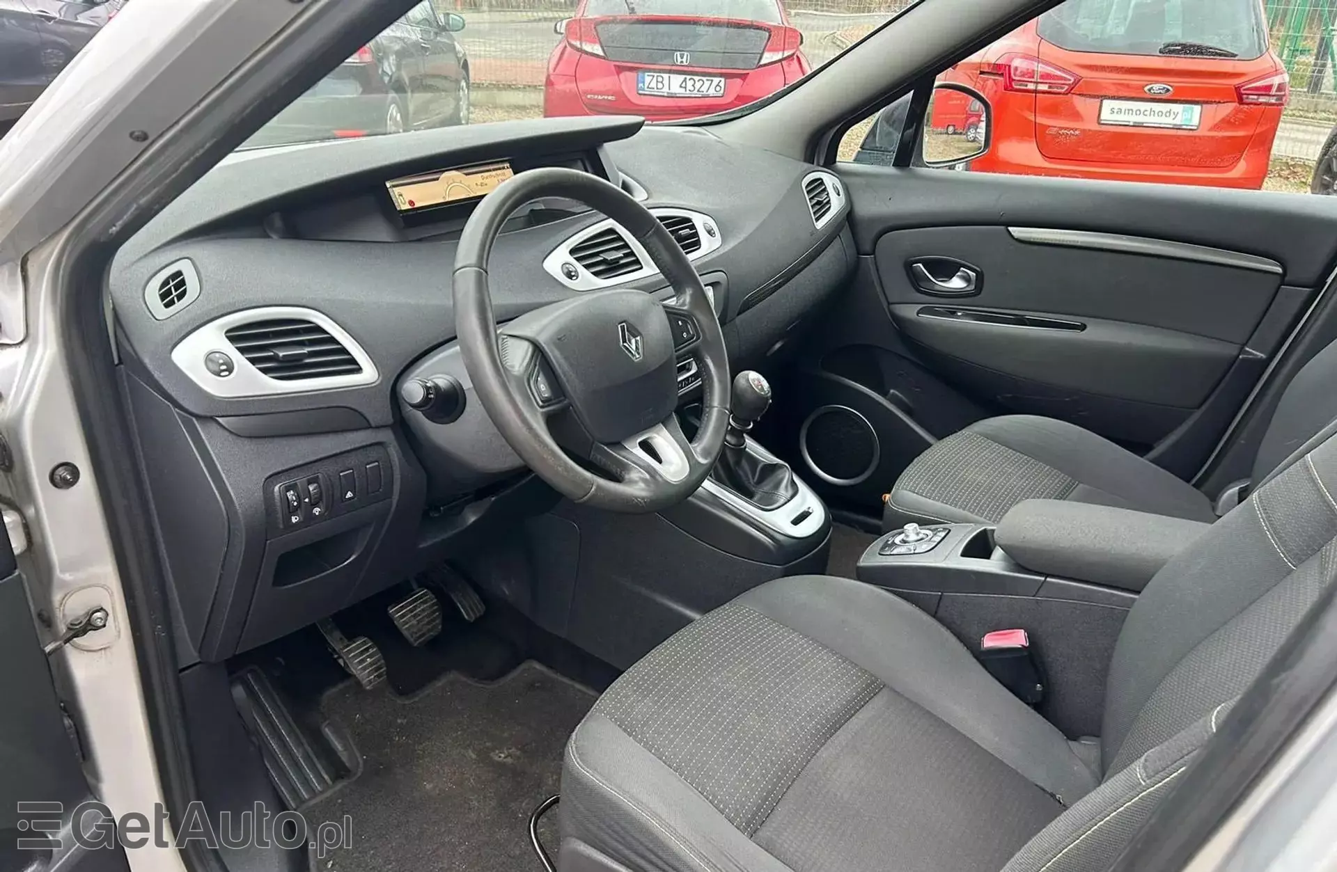 RENAULT Scenic 
