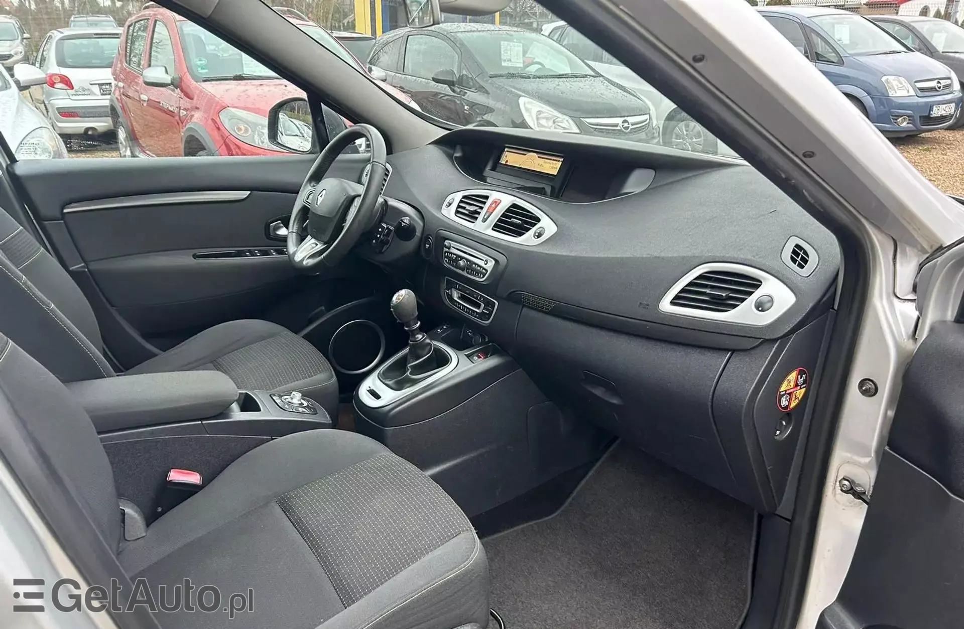 RENAULT Scenic 