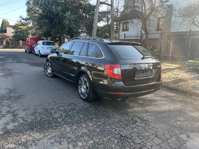 SKODA Superb Ambition