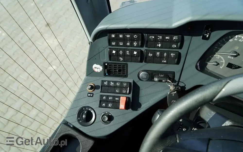 MERCEDES-BENZ TRAVEGO 16 RHD-M /  EURO6 / SPROWADZONY  / 