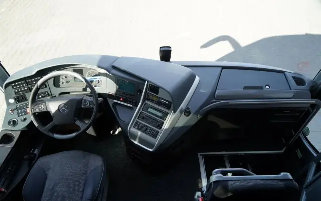 MERCEDES-BENZ TRAVEGO 16 RHD-M /  EURO6 / SPROWADZONY  / 