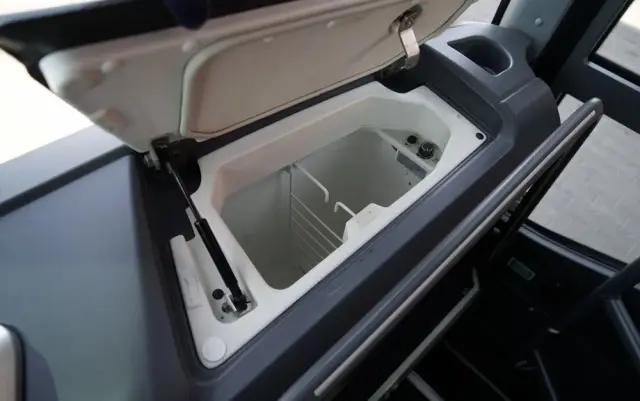 MERCEDES-BENZ TRAVEGO 16 RHD-M /  EURO6 / SPROWADZONY  / 