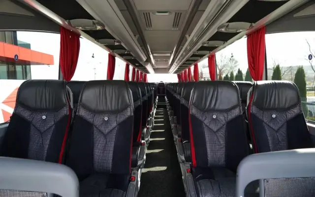 MERCEDES-BENZ TRAVEGO 16 RHD-M /  EURO6 / SPROWADZONY  / 