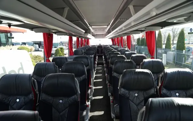 MERCEDES-BENZ TRAVEGO 16 RHD-M /  EURO6 / SPROWADZONY  / 