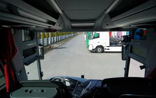 MERCEDES-BENZ TRAVEGO 16 RHD-M /  EURO6 / SPROWADZONY  / 