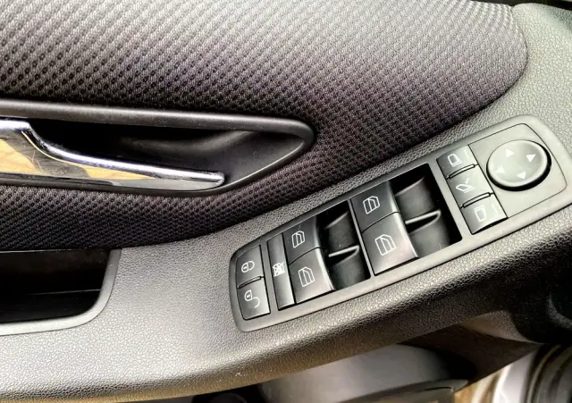 MERCEDES-BENZ Klasa A 