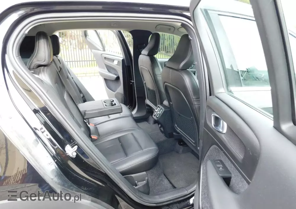 VOLVO XC 40 T3 Inscription