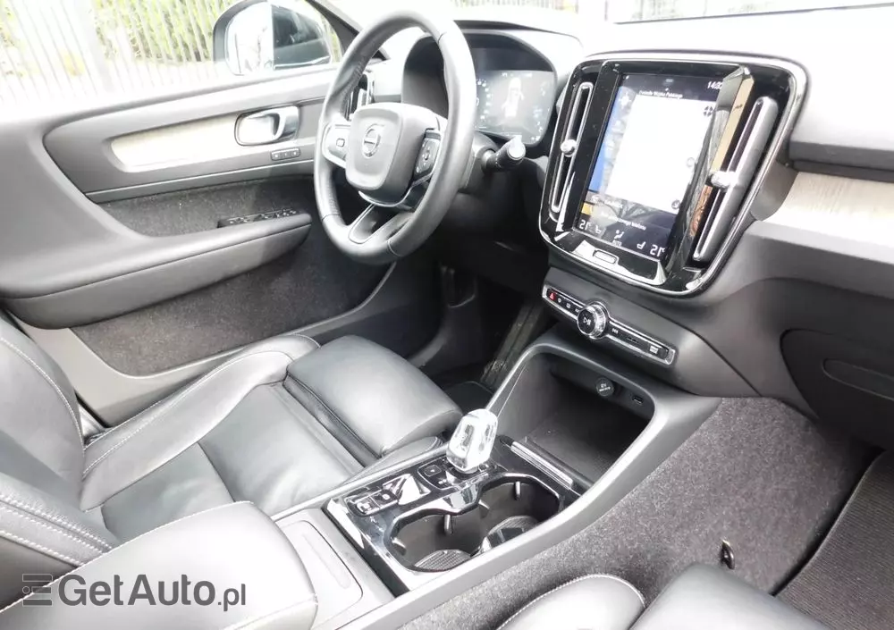 VOLVO XC 40 T3 Inscription