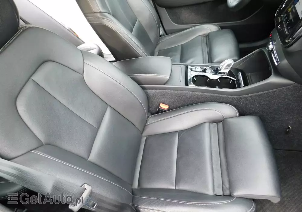 VOLVO XC 40 T3 Inscription