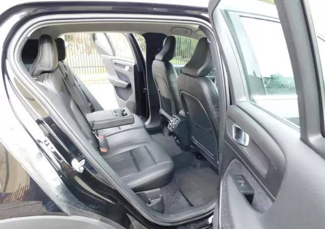 VOLVO XC 40 T3 Inscription