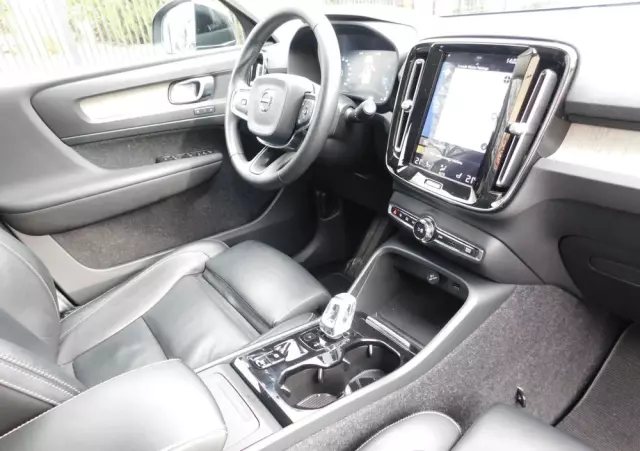 VOLVO XC 40 T3 Inscription