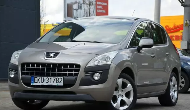 PEUGEOT 3008 