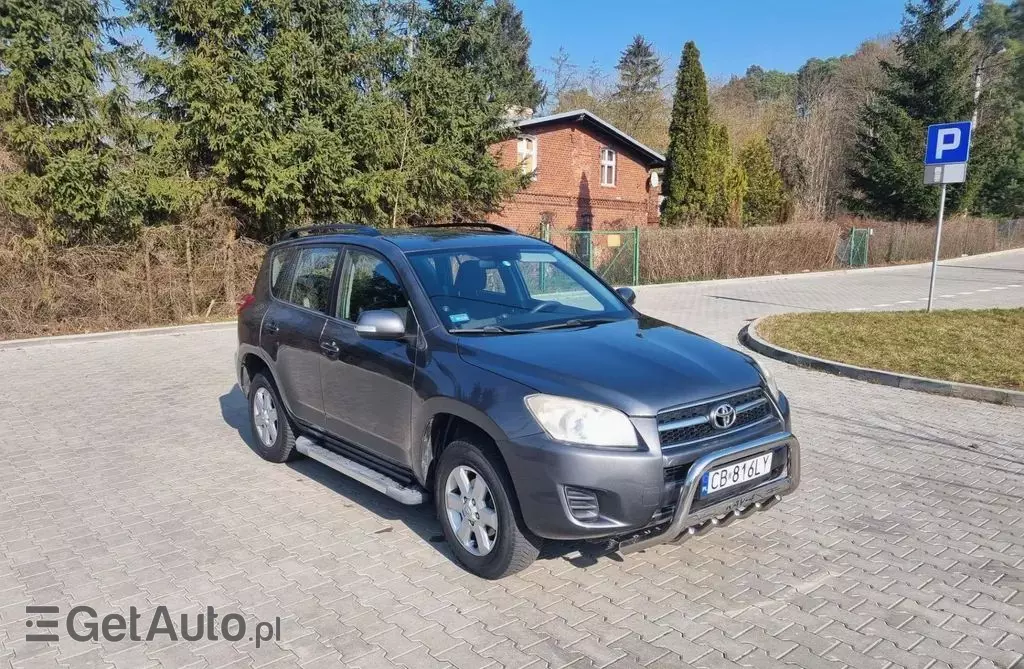 TOYOTA Rav 4 