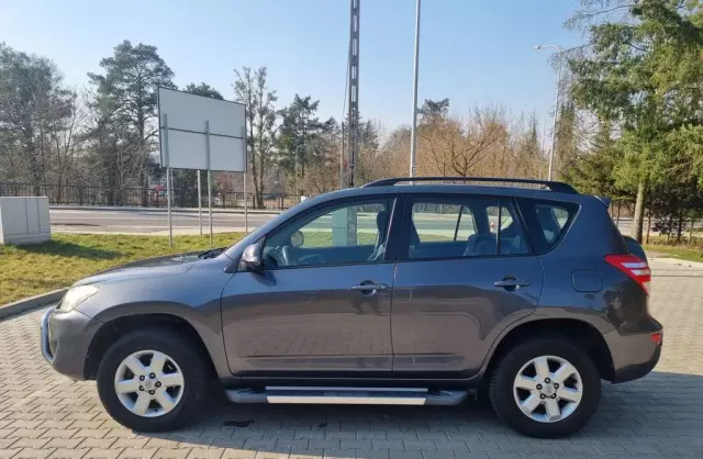 TOYOTA Rav 4 