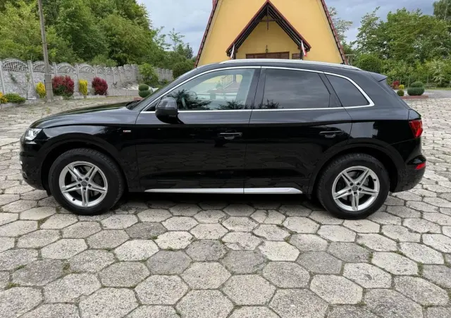 AUDI Q5 2.0 TDI Quattro Sport S tronic