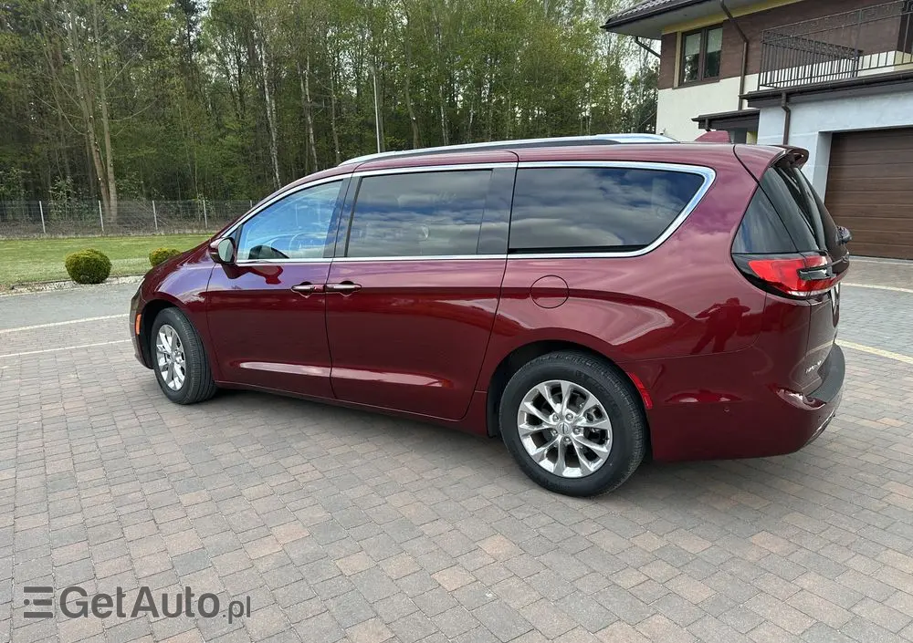 CHRYSLER Pacifica 