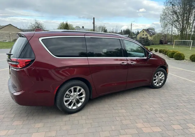 CHRYSLER Pacifica 