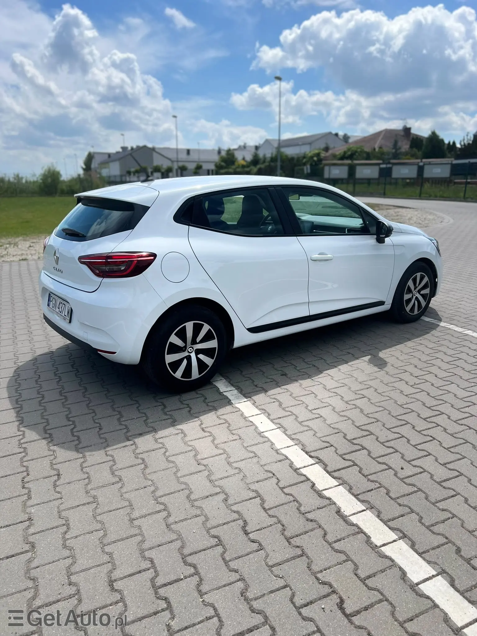 RENAULT Clio Techno 90