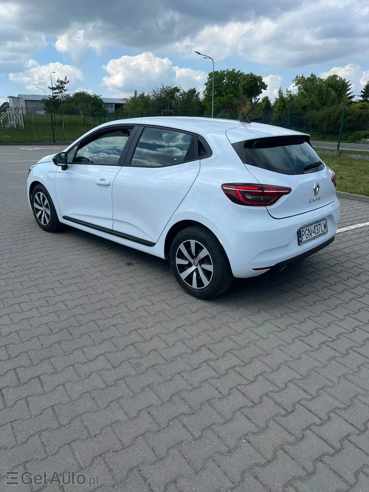 RENAULT Clio Techno 90