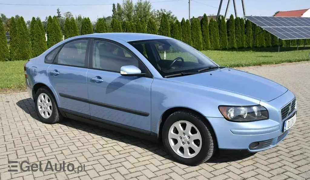 VOLVO S40 