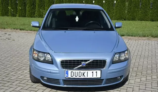 VOLVO S40 