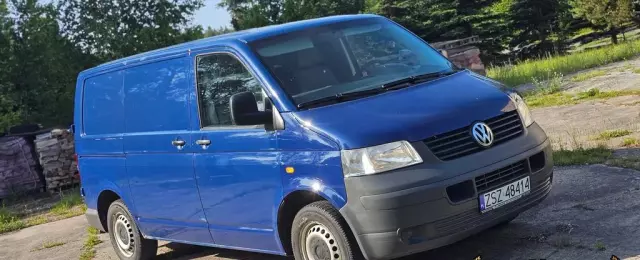VOLKSWAGEN TRANSPORTER 