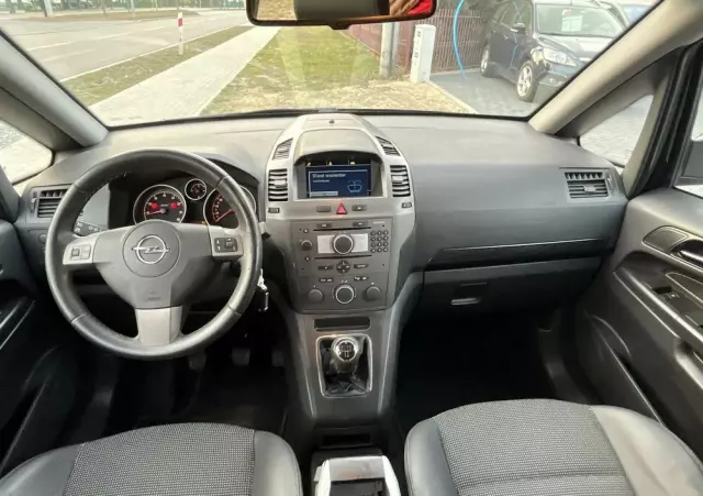 OPEL Zafira 