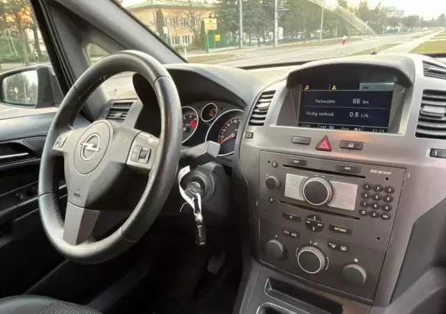 OPEL Zafira 
