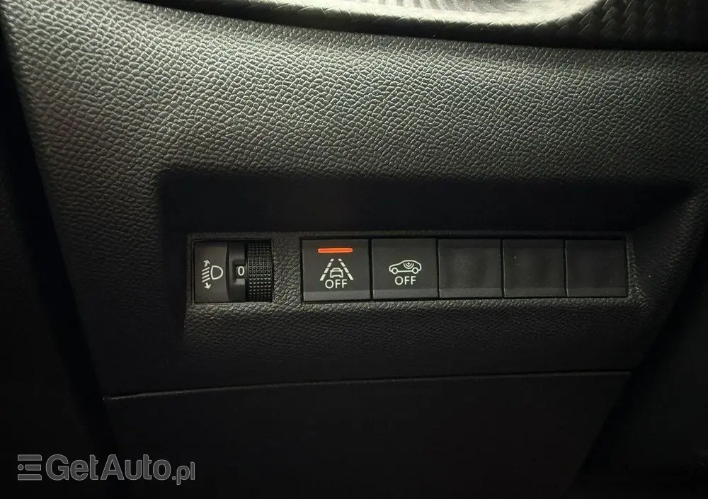 PEUGEOT 2008 1.5 BlueHDi Allure Pack S&S