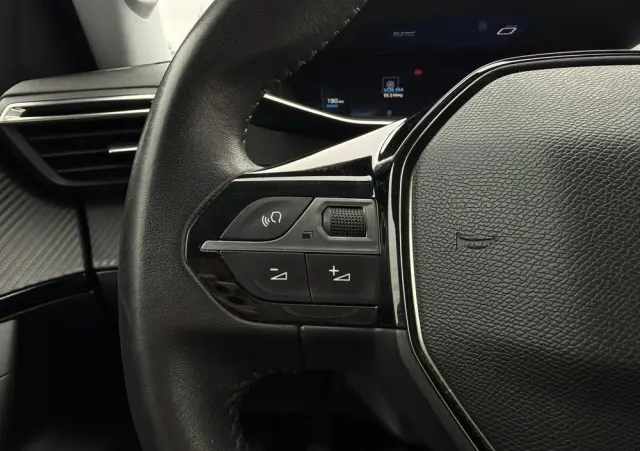 PEUGEOT 2008 1.5 BlueHDi Allure Pack S&S
